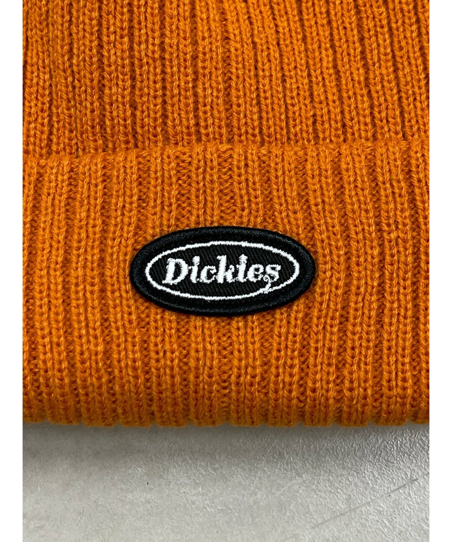 【Dickies】1ポイント刺繍ロゴワッペンニットキャップ